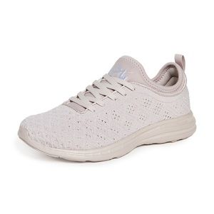 APL Women’s TechLoom Phantom (Clay/ Bellflower) size 9.5